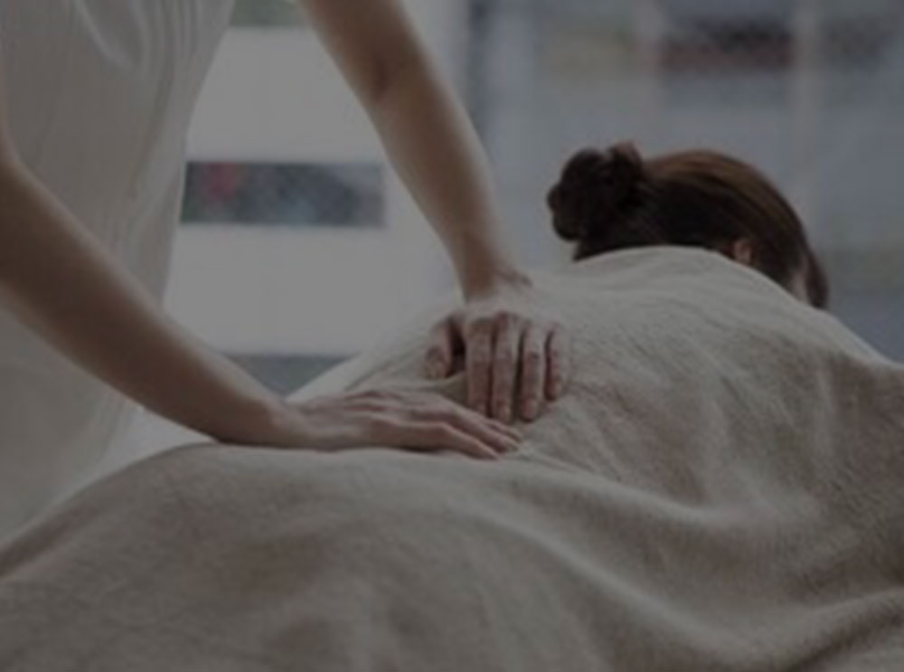 運営会社について